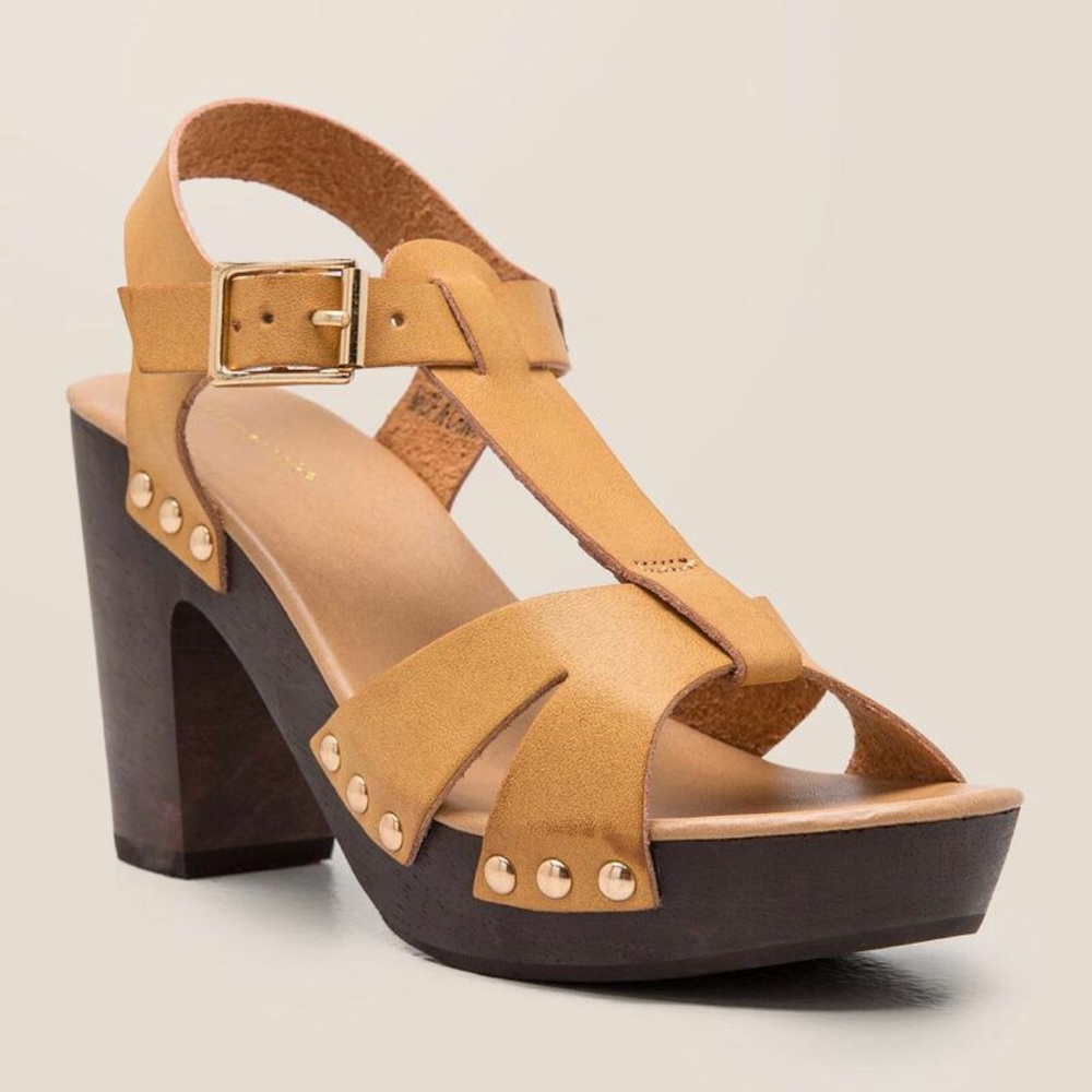 Tan Clog T-strap Heels